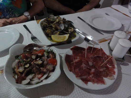 Marias de vinho tinto