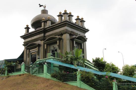 Makam Habib Noh