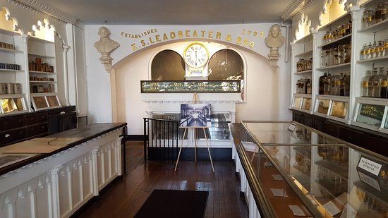 Stabler-Leadbeater Apothecary Shop