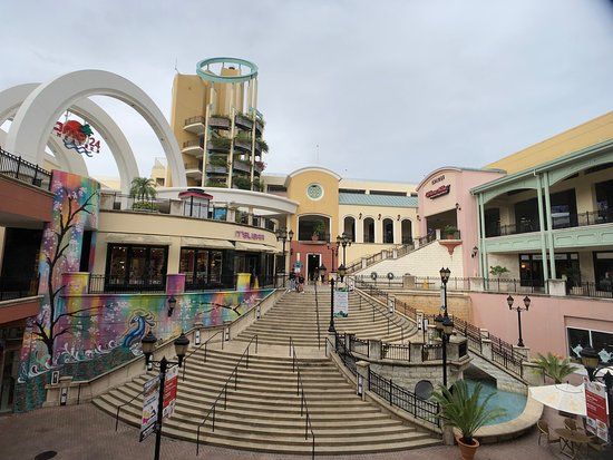 Winkels op Sunset Place