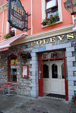 Paddy Foley's Restaurant & Bar
