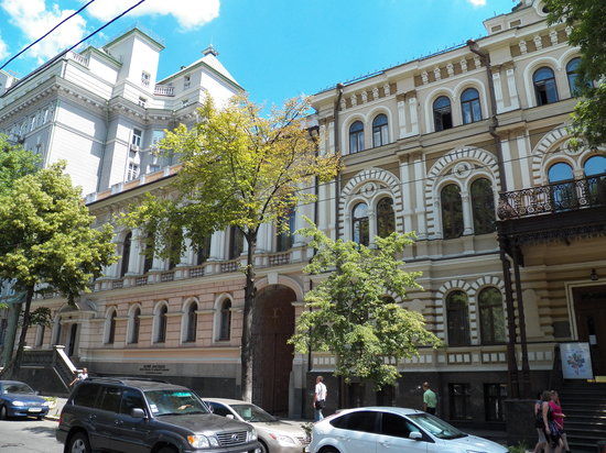 Museum van Westerse en Oriëntaalse Kunst