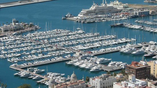 Puerto Deportivo