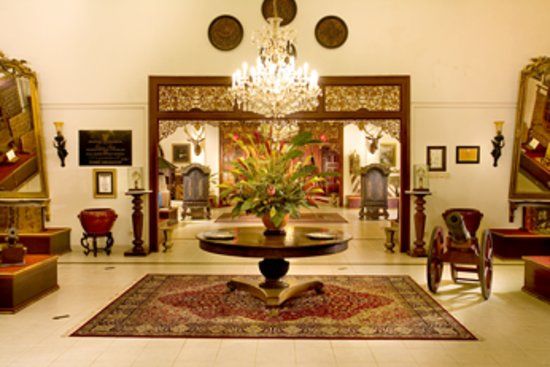 Batik Danar Hadi Museum