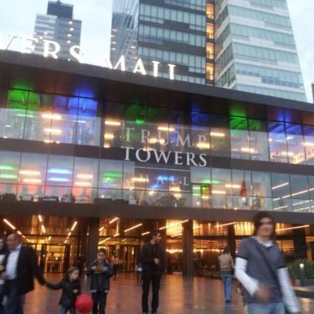 Trump Alısveris Merkezi