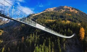 Die Holzgauer Haengebruecke