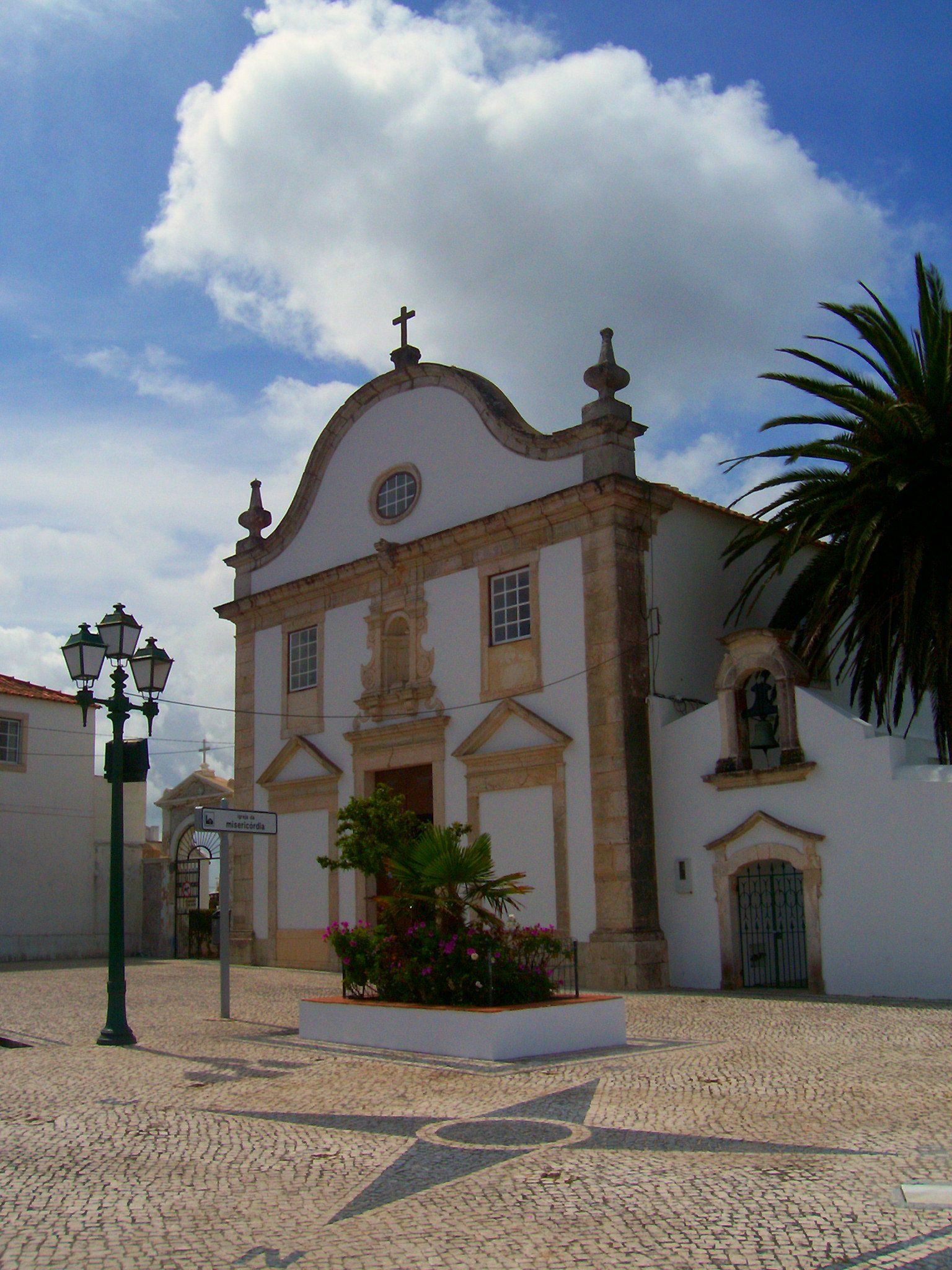 Igreja da Misericordia da Pederneira