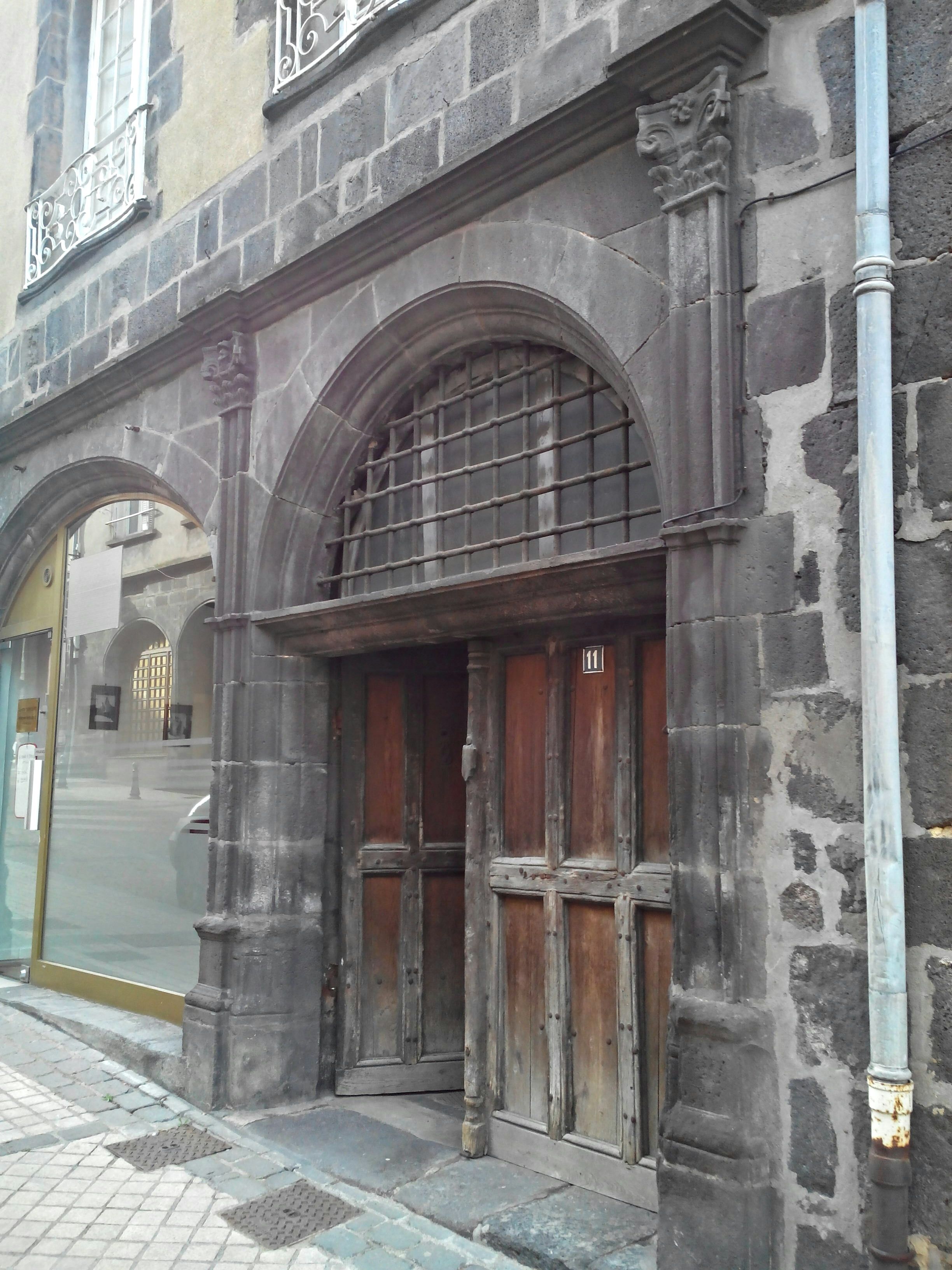 Maison, a Montferrand