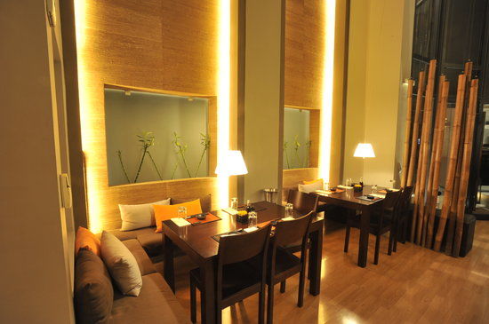 Square Sushi Sushi Restaurant