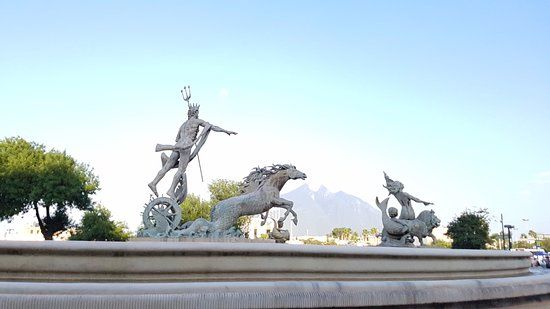 Fuente de la Vida o Neptuno