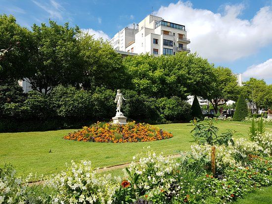 Fontaine Monumentale
