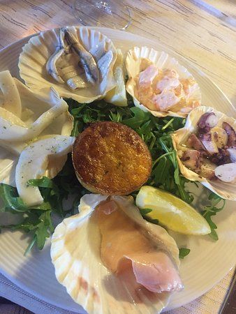 Trattoria di Don Camillo e Peppone