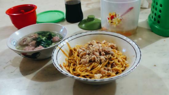 Mie Baso 77