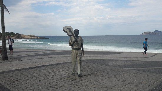 Estátua de Tom Jobim