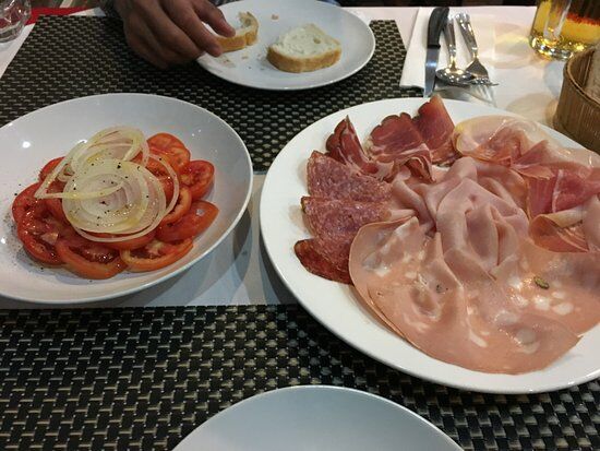 Pattaya Pizza Slices