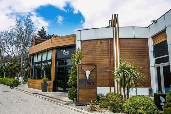 Toro Steakhouse & Grill